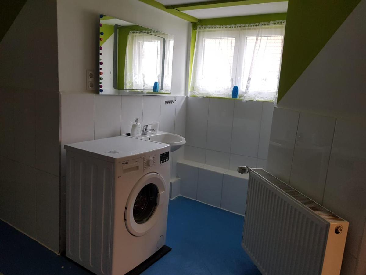 Lmi Haus & Urlaub Monteurwohnungen 2 Münsingen Dış mekan fotoğraf